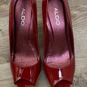 Aldo peep toe patent heels